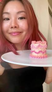 maybe this is my niche within my niche #tiny #cakedecorating #cake #foryou  #satisfying