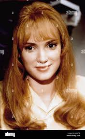 edward scissorhands kim white dress