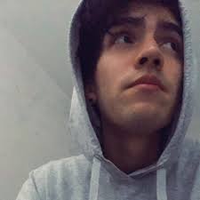 Leslie Rivero (@lesrivero3)