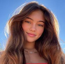 Covering rental apartment cabinets with appliques