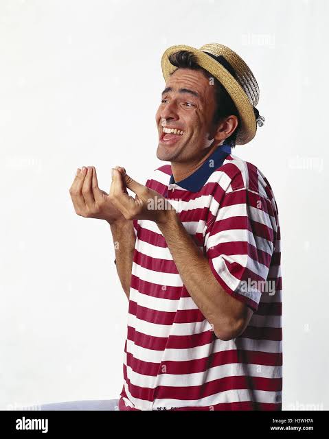 images?q=tbn:ANd9GcSHAlHGY52cgzXJtAJ6jof