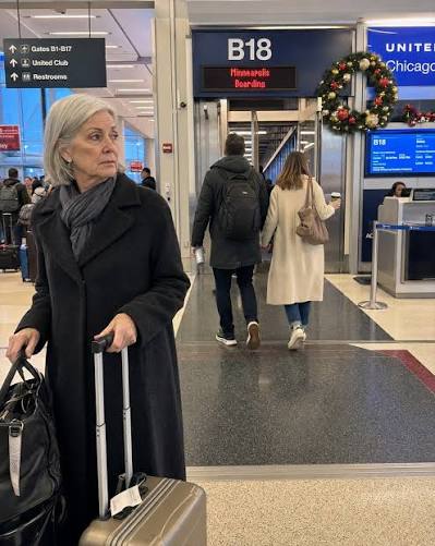 At Chicago O'Hare, My Family Boarded For Canada While My Ticket Quietly Disappeared... Then My Granddaughter Asked One Small Thing That Made Me Change Everything The airport lights were bright, the boarding