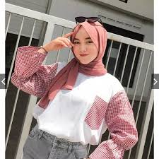 Dengan memakai blouses dapat membuat pemakainya tampak lebih stylish dan cantik. Beli Blouse Atasan Pakaian Wanita Juni 2021 Shopee Indonesia