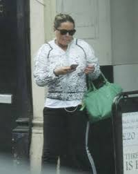 Nick kamen, iconic '80s model who starred in levi's 'launderette' commercial and later became madonna's protégé, dies at 59. Nick Kamen Oggi