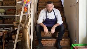 את הרמז שיקבל כוכב קיבל בן משה בשבוע שעבר באימייל, בדמות הזמנה רשמית לטקס הגאלה של המדריך בגרמניה, שהיה מתוכנן להתקיים היום. Rp7pvhtgu64obm