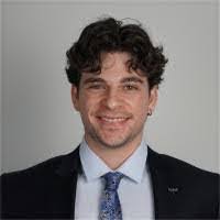 Darryl Sacks's Instagram, Twitter & Facebook