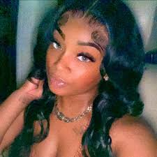 John Bradley. Petit Fille