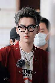 Kris wu has had many different hairstyles in the past. 52 Hair Style Ideas In 2021 Kris Wu Wu Yi Fan Kris Exo
