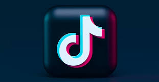 What Is The Wear It Big Challenge All About The Latest Tiktok Trend