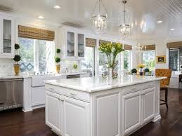 Traditional style kitchens are defined by their intriguing details and embellishments, adding character and charm while still creating function, storage and plenty explore the numerous elements that can fill your traditional style kitchen with personality and updated style below. Kitchen Idea Home And Garden Design Idea S Traditional Style Kitchen Design Kitchen Design Beautiful Kitchens