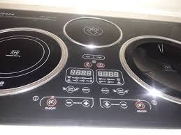 Untuk memudahkan, berikut pricebook pilihkan beberapa kompor listrik portable yang bisa dibeli. Harga Kompor Listrik Merk Alvano Komporkita