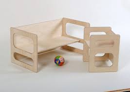 Er besteht für gewöhnlich aus einem gerüst aus holz oder kunststoff, an dem beliebige spielsachen hängen. Kindermobel Aus Holz Bauen Herstellung Selber Bauen