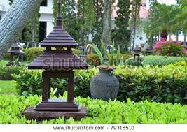 Garden Lantern Thai Style Garden Lanterns Tropical Garden Garden Lighting