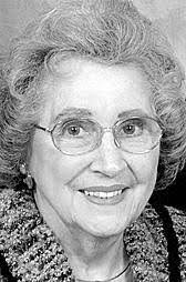 Polly Reich's Instagram, Twitter & Facebook