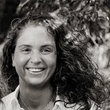 Jessica Rettig's Instagram, Twitter & Facebook