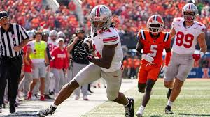 Ohio State quarterback Julian Sayin prepares for the Illinois game