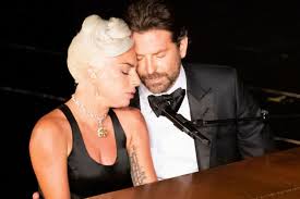 Intro, black eyes, somewhere over the rainbow. Meinung Realitatscheck Bitte A Star Is Born Ist Keine Echte Romanze Glamour
