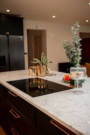 Caesarstone's white attica quartz is an alluring combination of dense, dark and mild grey veins that ebb and flow across a clean, flawless white base. Worktops Interiors House Lust