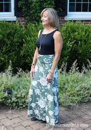 The label's latest collection includes chic and versatile midi dresses, ruffle tops, bomber jackets, turtleneck sweaters, and much more. Stitch Fix Review July 2019 Fix 71 Sweet Pea