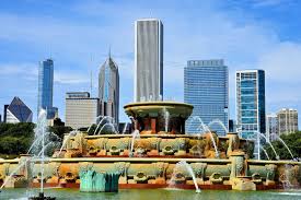 Crown fountain, the totemic spitting images of chicagoans at michigan avenue and. Buckingham Fountain And Downtown Skyline In Chicago Illinois Encircle Photos