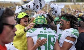 Ducks notch seventh straight win in 42-24 victory over Cal