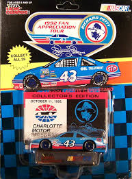 I am selling pete hamlton # 43 car plymouth 1970 daytona 500 winner not richard petty i added thjis item be amazon doesn't realize that there more then one. Sports Richard Petty 43 Nascar Action Figure Ertl Movable Motorsports Stock Car Racing Toys Hobbies