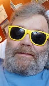 Daniel Hedges's Instagram, Twitter & Facebook