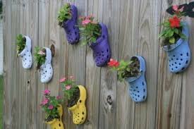 Alte Schuhe Bepflanzen Vertikaler Garten Diy Topfblumen Garten Ideen