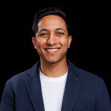 Guillermo Pinto's Instagram, Twitter & Facebook