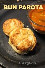 Bun Parotta Recipe Madurai Bun Parotta Recipe Yummy Tummy Recipe Recipes Yummy Paratha Recipes