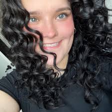Who is a good hair stylist in Conway or Greenbrier for natural, long, and  curly hair?