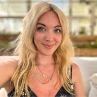 400+ "Tess Bennett" profiles