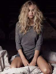 Olivia Vinten Of Dna Models Nyc Curly Hair Styles Naturally Blonde Hair Looks Long Hair Styles