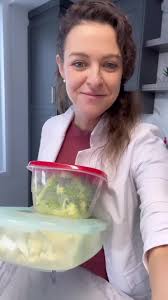 #578 Trucs pour toujours avoir des légumes dans ton assiette 🥰  emmanuellebrien.com #accompagnement #legumes #optimal #prendresoindesoi  #passetesrestants #meilleurchoix #repas #recettefacile ...