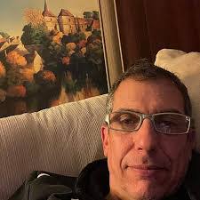 Daniel Dismuke's Instagram, Twitter & Facebook