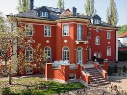 Das apartment liegt 3,2 km von der dresdener frauenkirche entfernt. Villa Am Grossen Garten Dresden Informationen Und Buchungen Online Viamichelin