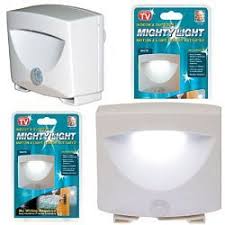 Mighty Light Hareket Sensorlu Led Lamba Urunler Hediyeler Lamba