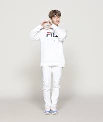 Suga's video for the winter collection of fila on the street. Suga X Fila Min Yoongi Suga Fila
