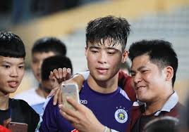 Slna ký hợp đồng với ngoại binh bruno henrique | slna fc. Cáº§u Thá»§ Ha Ná»™i Fc Bá»‹ CÄ'v Nam Ä'á»‹nh Vay Kin Táº¡i San Thien TrÆ°á»ng