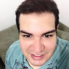 Daniel Diniz (@dandiniz_vieira)