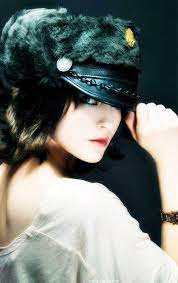 Download Stylish girl dp - Flirty girl with attitude for your mobile cell  phone