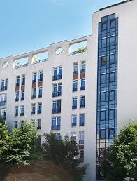 In berlin gibt es für jeden den passenden kiez und für jedes budget die passende immobilie. Studentenapartments Berlin Gunstige Zimmer Studenten Azubis Berlin Zimmer Mieten
