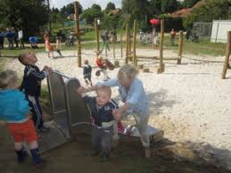 30 maart 2006 om 00:00 uur | (bss). Nieuwe Speeltoestellen In Park De Kiosk Mol Gazet Van Antwerpen Mobile