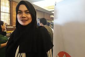 Rabu, 26 mei 2021 | 06:30 wib sarita abdul mukti singgung soal dosa dan nafsu di tengah isu panas beredar yang sebut jennifer dunn istri ke 3 mendiang uje. Sudah Nikahi Jennifer Dunn Sarita Abdul Mukti Faisal Harris Sepakat Bercerai Okezone Celebrity