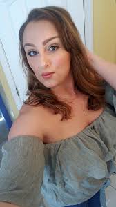 outfit idea with navy earrings and necklace