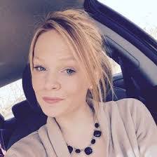 Amanda Healey's Instagram, Twitter & Facebook