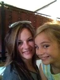 Vanessa Houck (@vhouck)