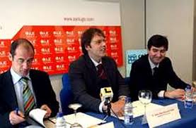 Firman un convenio para la seguridad de los jóvenes empresarios