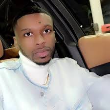 Dexter Vernon's Instagram, Twitter & Facebook