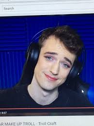 Isaiah Dejesus (@xbabyanacondax)